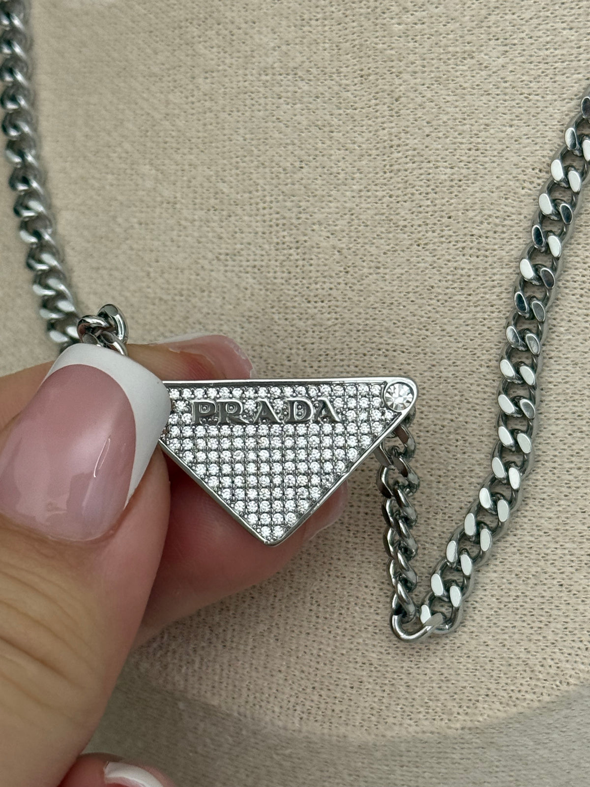 Pr Full Crystal Necklace