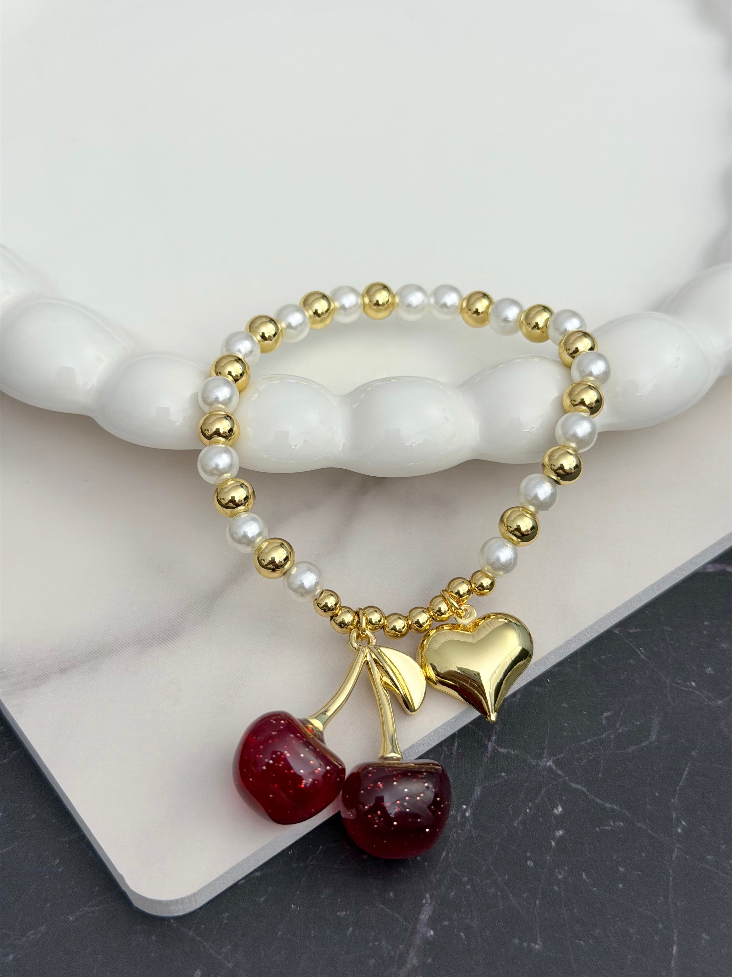Corazón Cherry Bracelet – Patty's Fashion