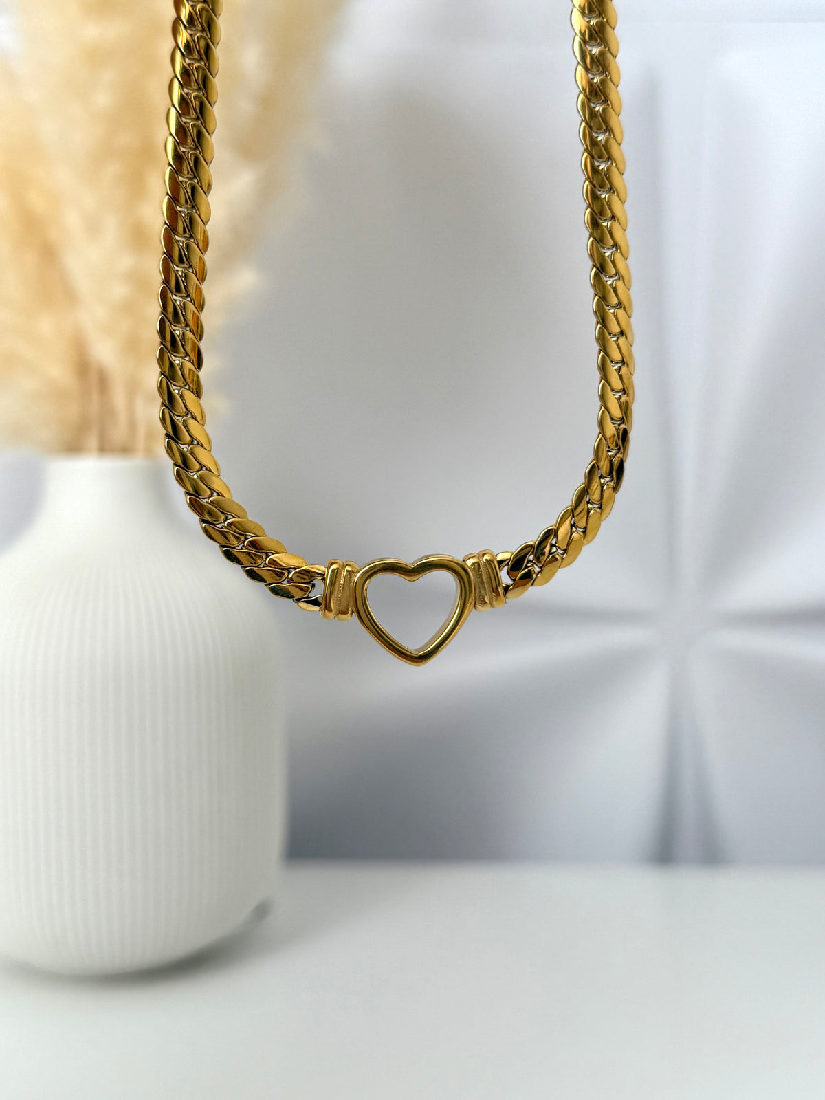 Amore Necklace