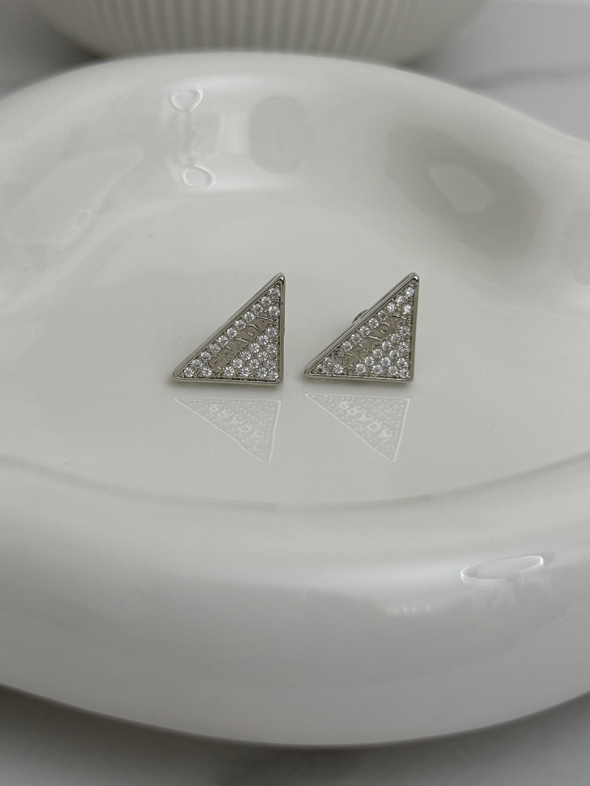 Pr Earring