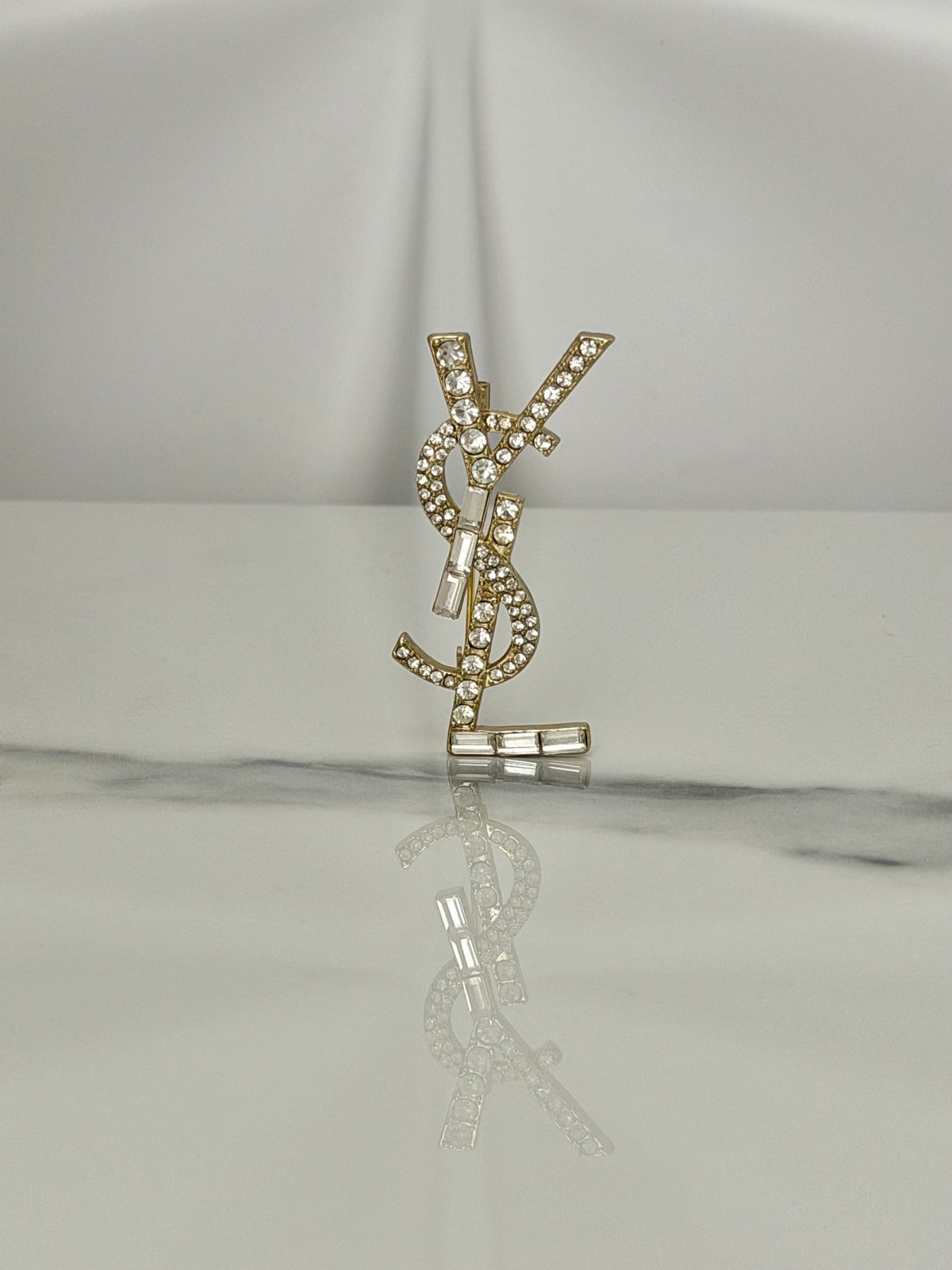Ys Brooch