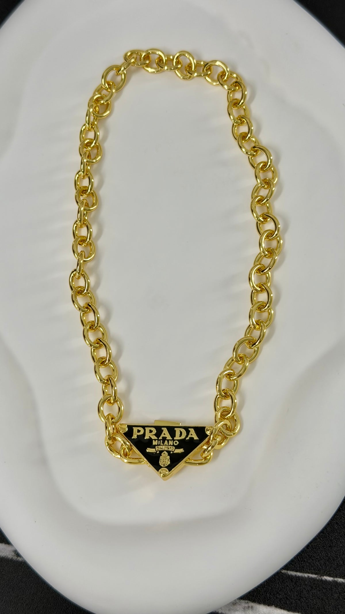 Triangle Choker