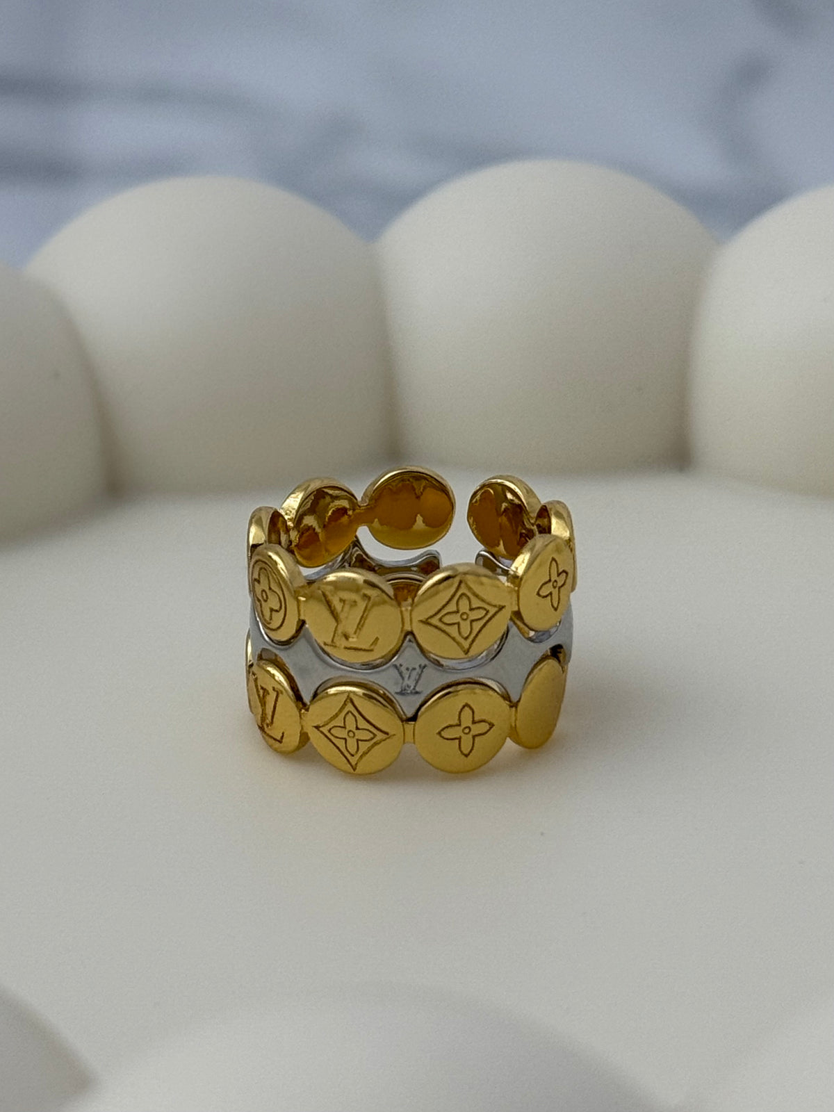 Trio Ring
