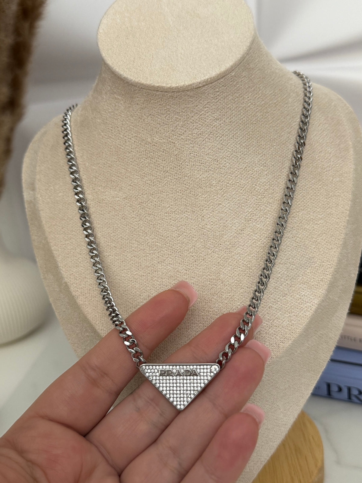 Pr Full Crystal Necklace
